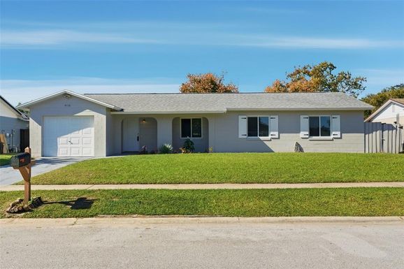 5110 N WOODCREST DRIVE