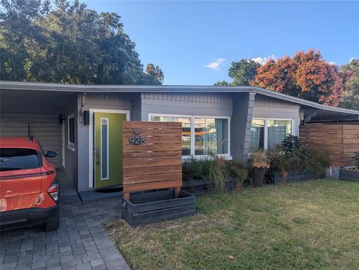 928 S BUMBY AVENUE