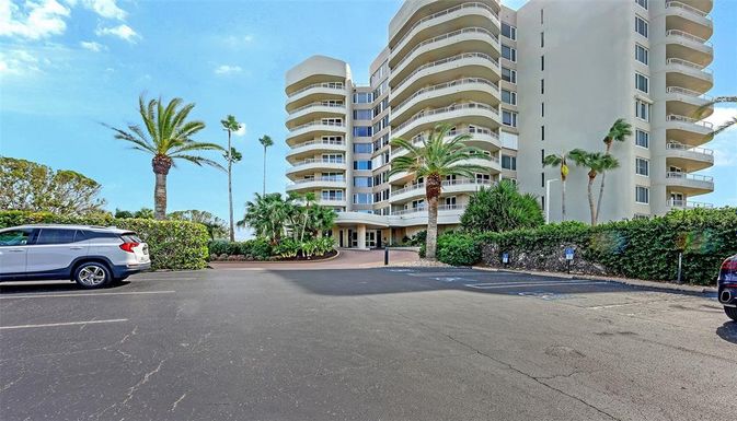 775 LONGBOAT CLUB ROAD UNIT 304