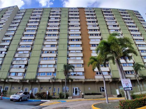 1050 E LAS PALMAS AVE. CONDOMINIUMS PUERTA DE LA BAHIA AVENUE E UNIT 303
