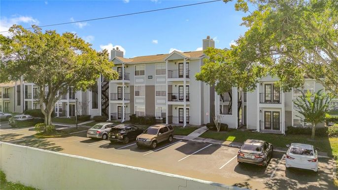 2550 N ALAFAYA TRAIL UNIT 2206