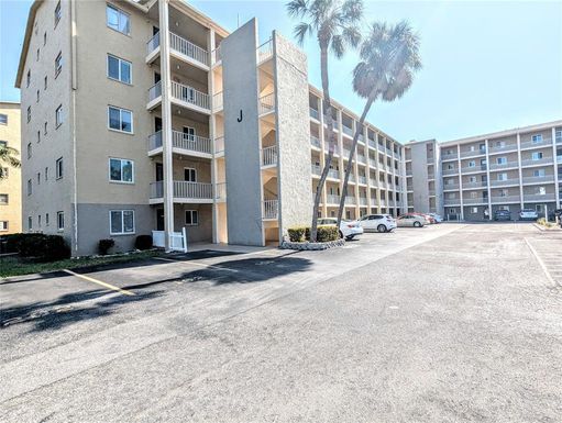 3559 LAKE BAYSHORE DRIVE UNIT J-204