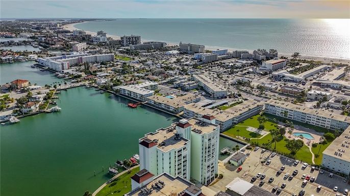 400 64TH AVENUE UNIT 1204