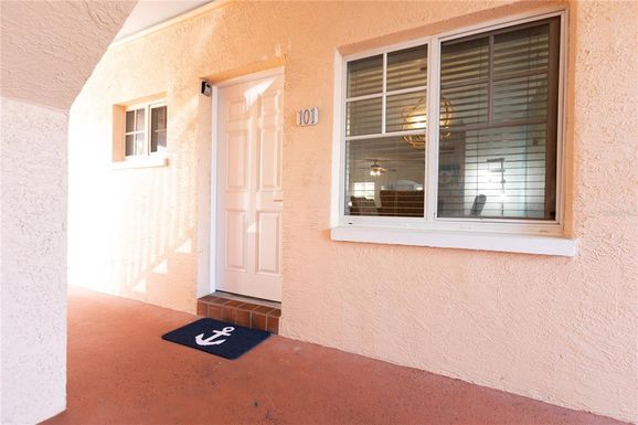 19417 GULF BOULEVARD UNIT A-101