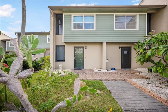 1028 APOLLO BEACH BOULEVARD UNIT 17