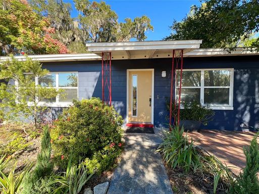 1055 CHEROKEE AVENUE