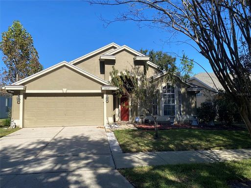 6637 IMPERIAL OAK LN