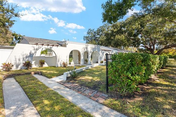 4109 W BAY COURT AVENUE