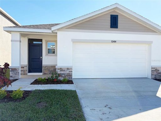 32484 WEATHERED OAK DRIVE