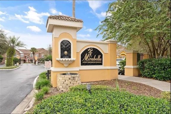 8848 VILLA VIEW CIRCLE UNIT 206