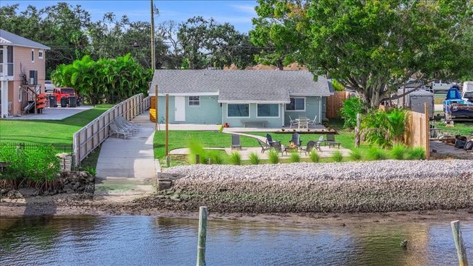 5021 US HIGHWAY 301 N