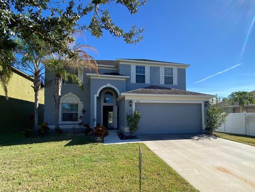 909 MEADOW GLADE DRIVE