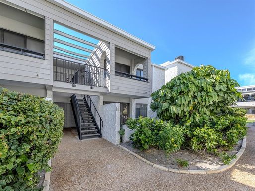 1555 TARPON CENTER DRIVE UNIT 132