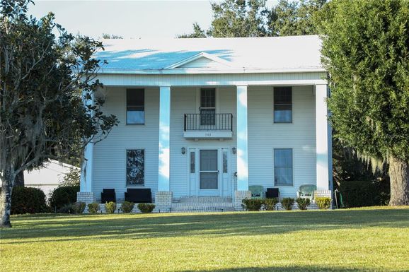 1542 LAKE ARIANA BOULEVARD