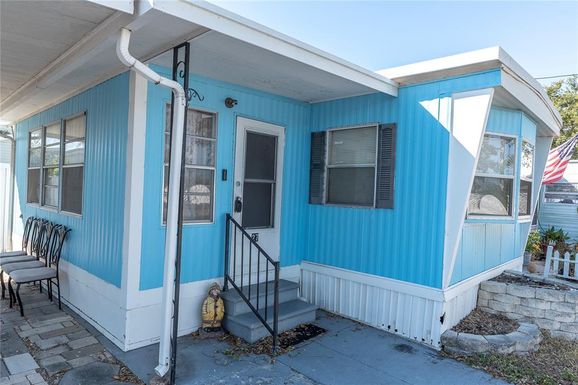 7801 34TH AVENUE N UNIT 27