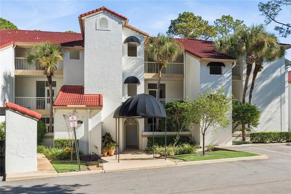 467 HAMPTONCREST CIRCLE UNIT 301