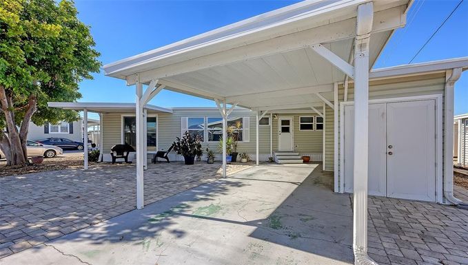 2203 MINNESOTA AVENUE