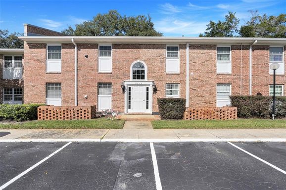 4312 LAKE UNDERHILL ROAD UNIT 19