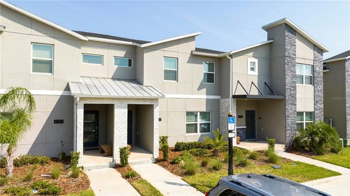 8987 CABOT CLIFFS DRIVE