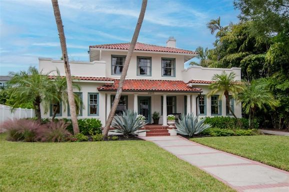 2605 S HAWTHORNE CIRCLE