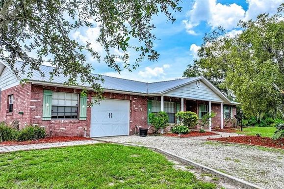 4556 E AVON PINES ROAD