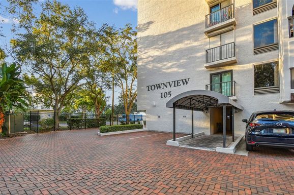 105 4TH AVENUE NE UNIT 329