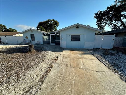 6213 33RD AVENUE CIRCLE W