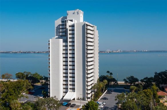 4141 BAYSHORE BOULEVARD UNIT 1204