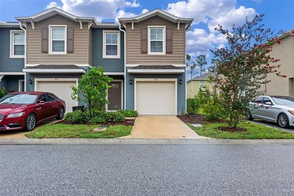 45 BELLA LAGO CIRCLE