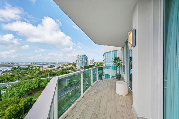 25 MUNOZ AVENUE UNIT 812