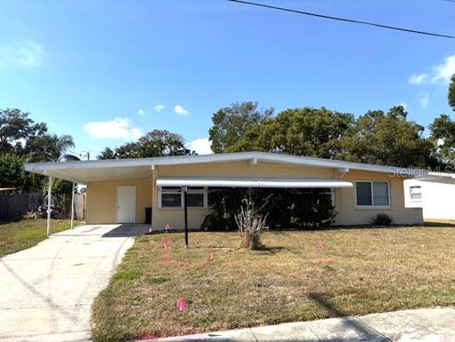 406 COUNTRY CLUB DRIVE