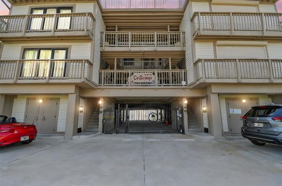 19010 GULF BOULEVARD UNIT 203
