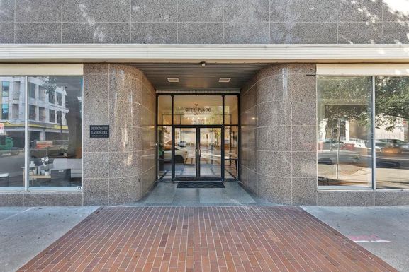 311 W ASHLEY STREET UNIT 301