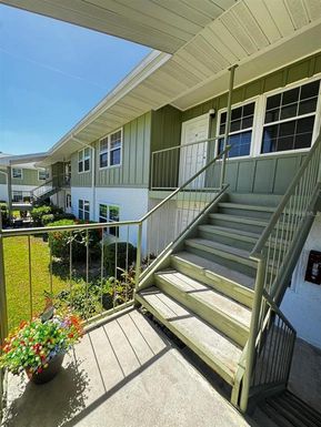 840 CENTER AVENUE UNIT 980