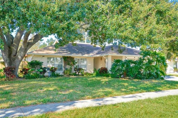 1432 WINDMILL POINTE ROAD