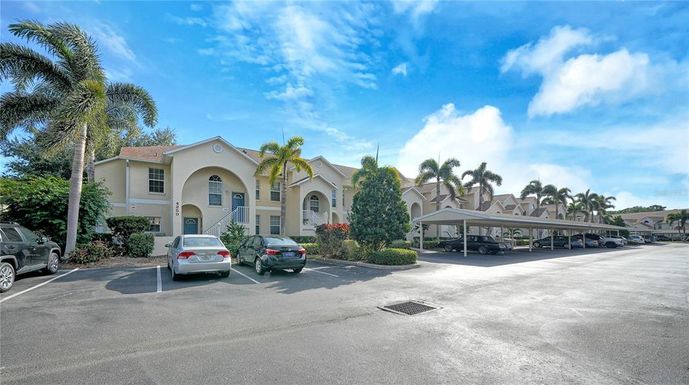 4250 PLAYERS PLACE UNIT 2612