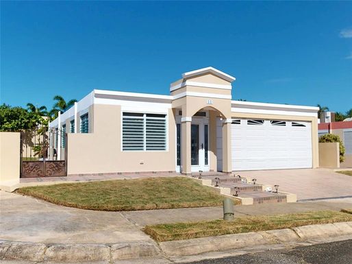 Solar B-7 URB. CIUDAD ATLANTIS, CALLE 3