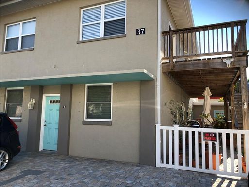 37 144TH AVENUE UNIT 4