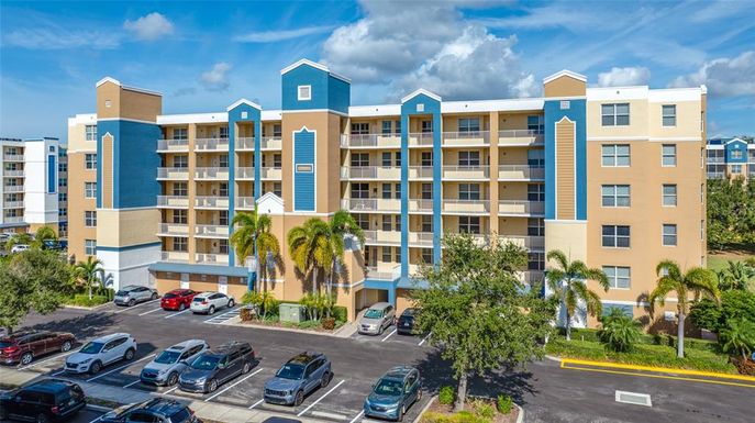 960 STARKEY ROAD UNIT 5504