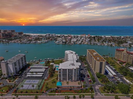 670 ISLAND WAY UNIT 802