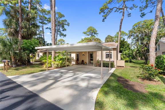 4767 VILLAGE GARDENS DRIVE UNIT 94