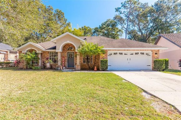 431 SECLUDED OAKS TRAIL
