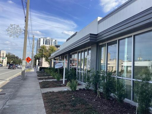 202 a E COLONIAL DRIVE