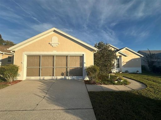 4291 N LINCOLN AVENUE