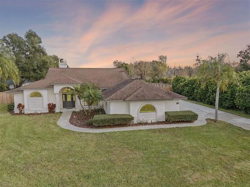 26820 BLOOMFIELD AVENUE