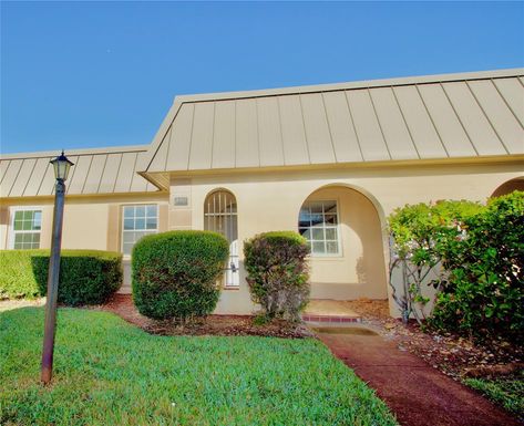 4451 RUSTIC DRIVE UNIT 4451