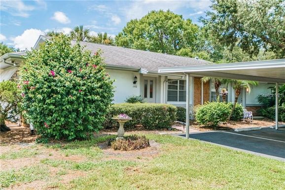 1102 HALTON COURT UNIT 1102