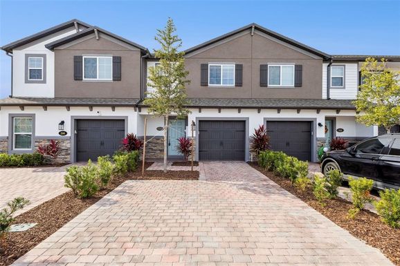 212 BEAUTYBERRY LANE