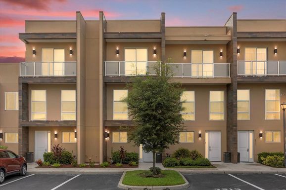 3215 BRASILIA AVENUE