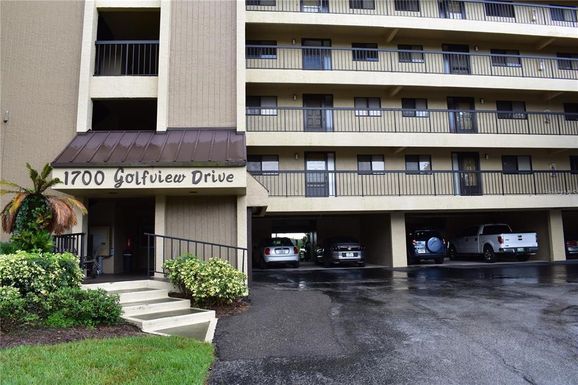 1716 GOLFVIEW DRIVE UNIT 1716